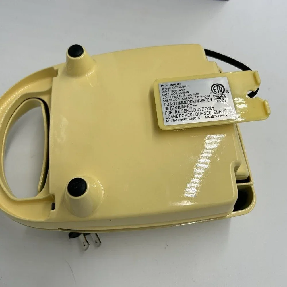 NOSTALGIA Animal Circus Mini Waffle/Cookie Maker